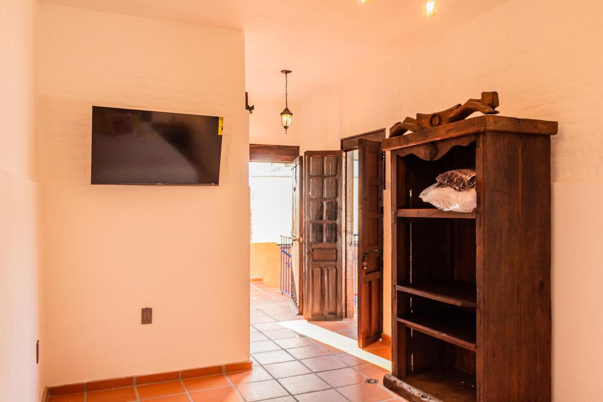 Casa De Hospedaje -La Abadia De San Pedro Guadalajara Eksteriør billede