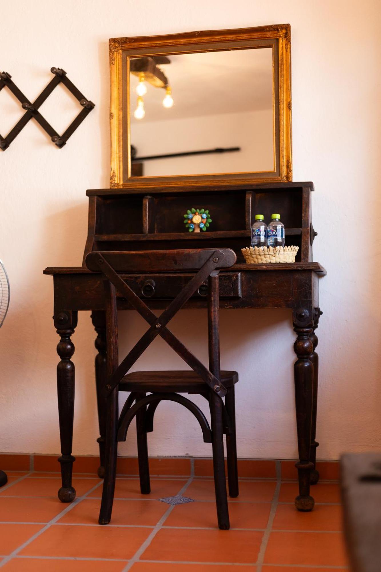 Casa De Hospedaje -La Abadia De San Pedro Guadalajara Eksteriør billede