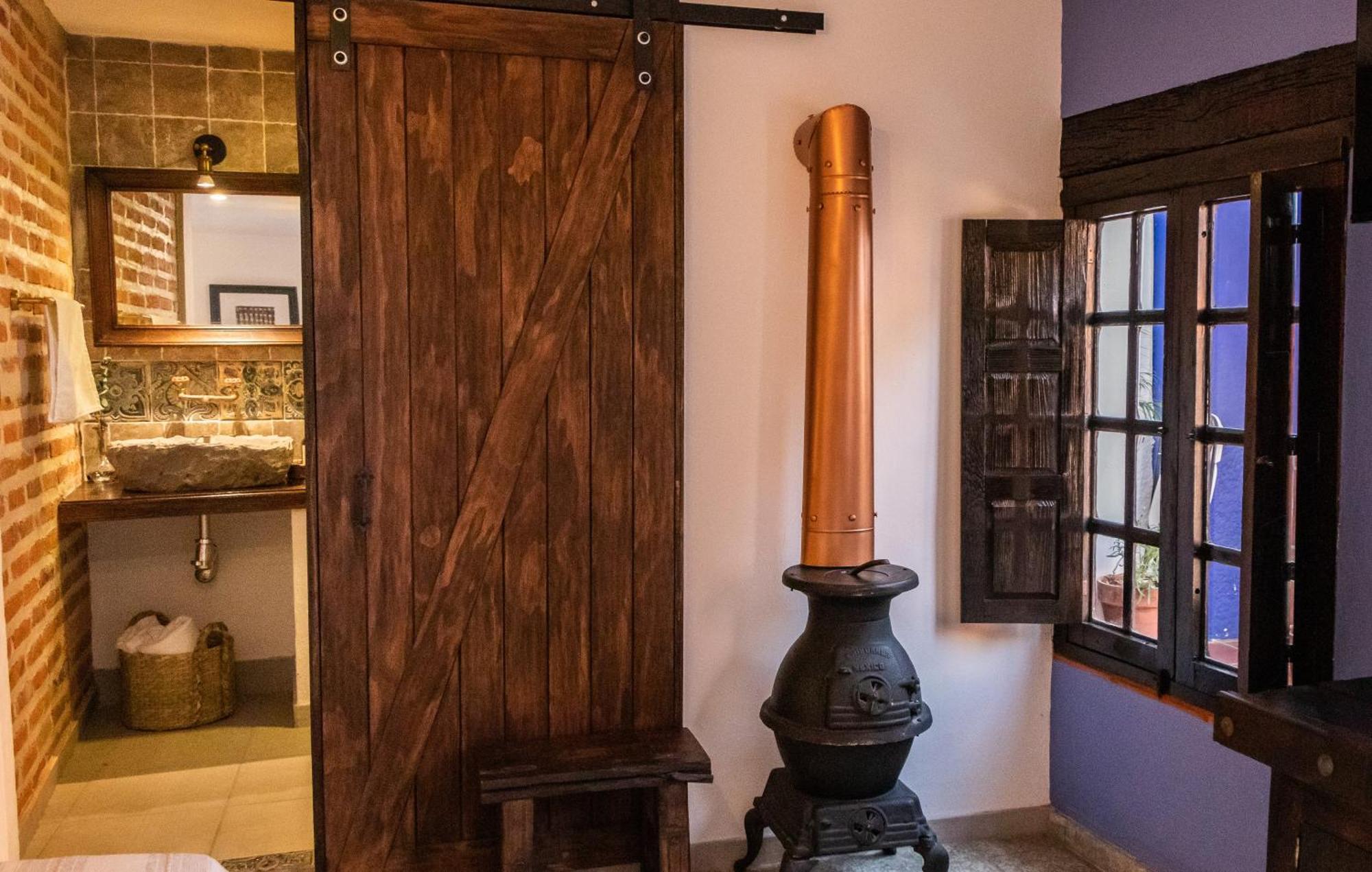 Casa De Hospedaje -La Abadia De San Pedro Guadalajara Eksteriør billede