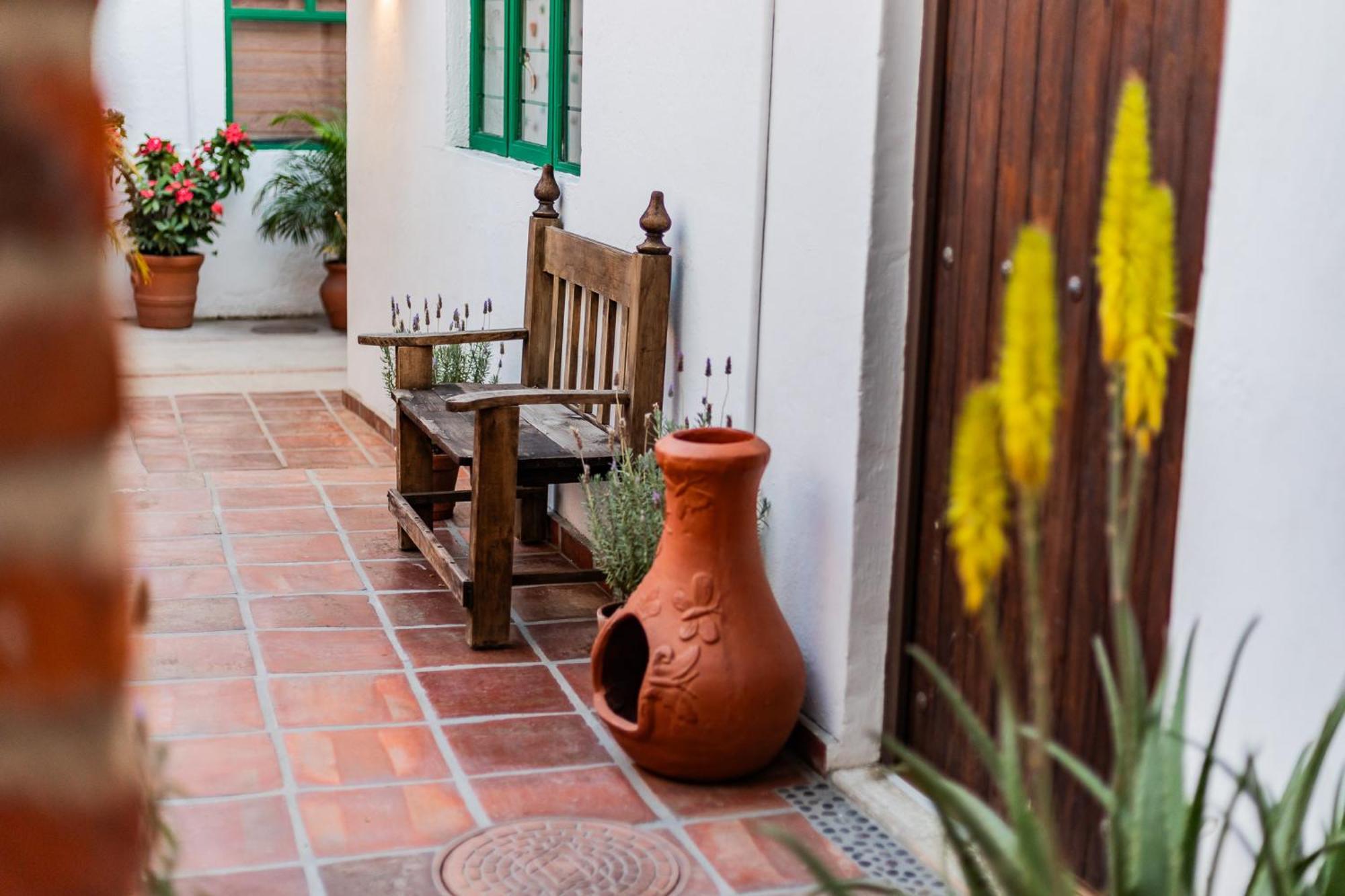 Casa De Hospedaje -La Abadia De San Pedro Guadalajara Eksteriør billede