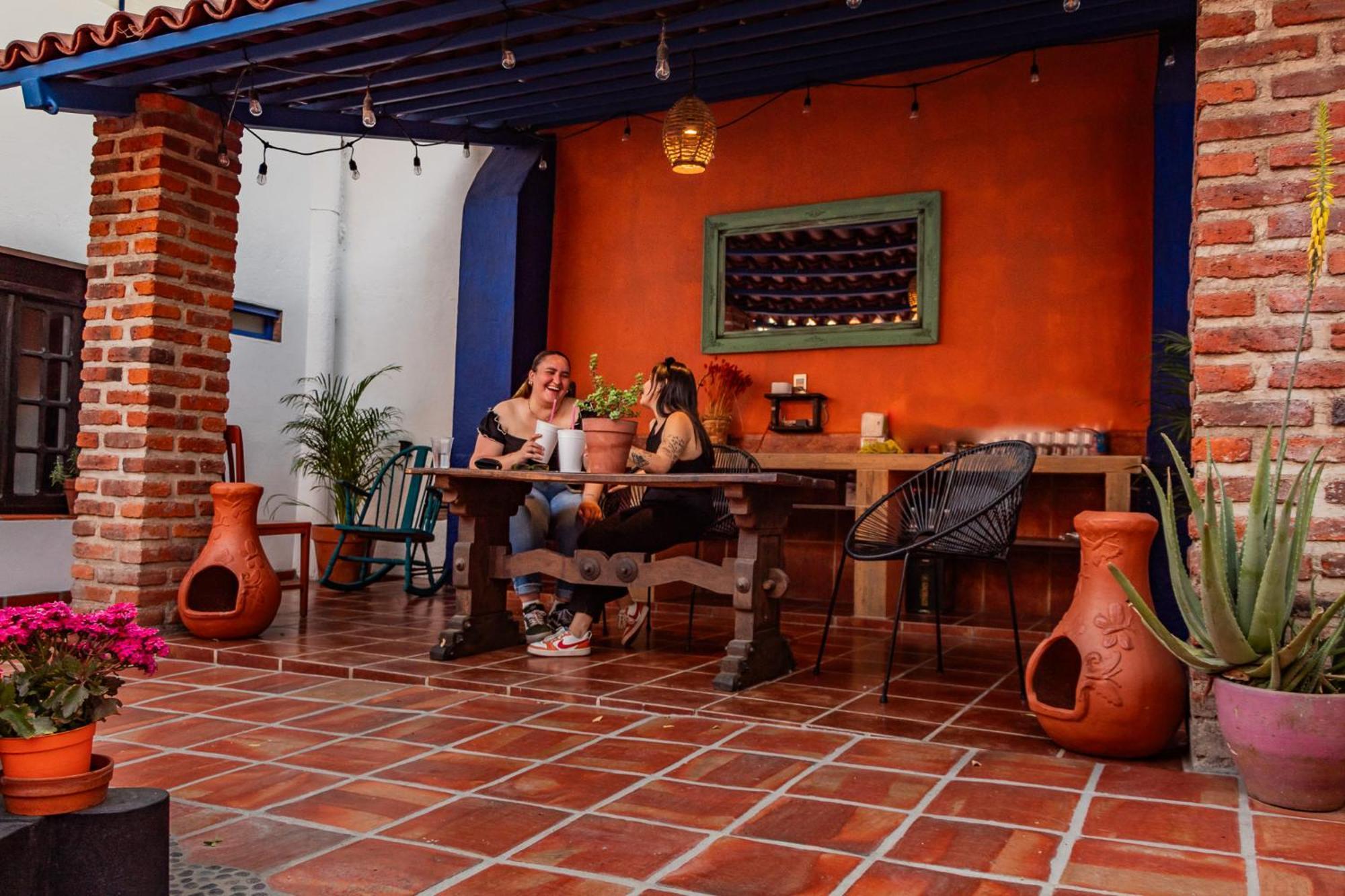 Casa De Hospedaje -La Abadia De San Pedro Guadalajara Eksteriør billede